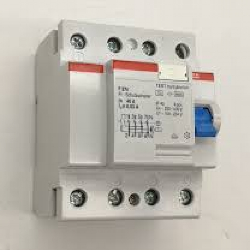 Дефектнотокова защита ABB F374 A-40/0.03 Дефектнотокови защити