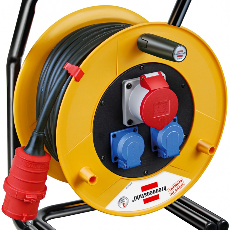 МакараBrobusta CEE1 30m 5G2.5 IP44 МакараBrobusta CEE1 30m 5G2.5 IP44 Удължители на макара